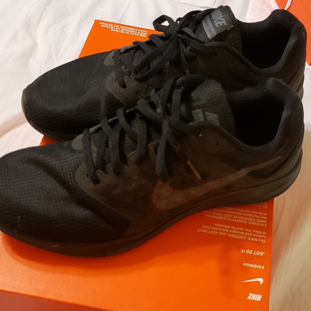 Men's Nike 8.5